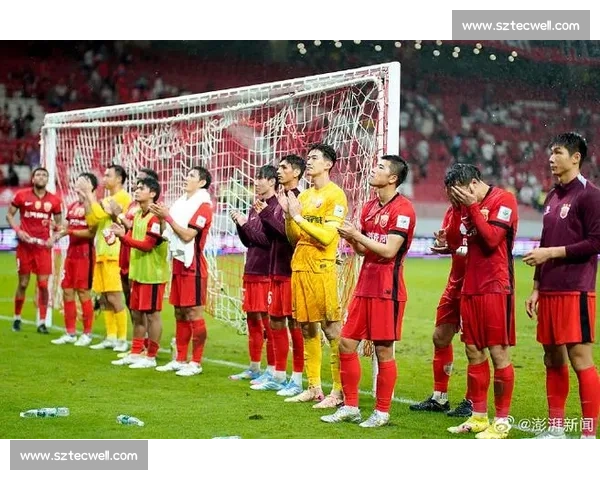 恒大对决上海上港焦点之战揭示中超争冠赛季新格局走向